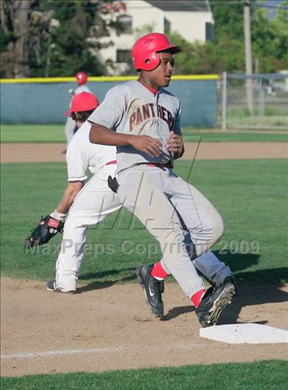 Thumbnail 2 in St. Mary's @ Justin-Siena (CIF NCS Playoffs) photogallery.