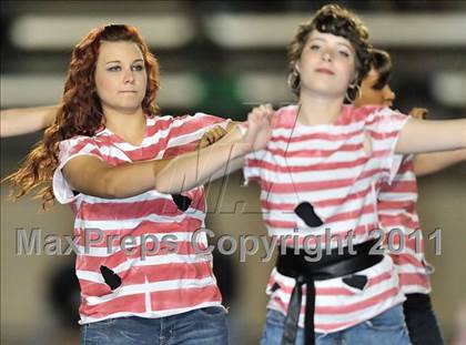 Thumbnail 3 in Glendora vs. Upland photogallery.