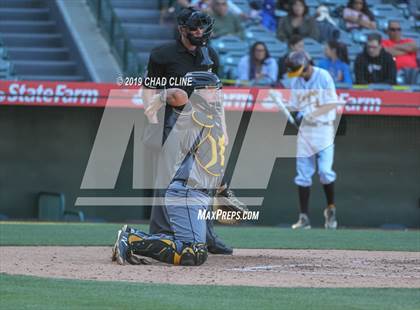 Thumbnail 2 in Don Lugo @ Canyon photogallery.
