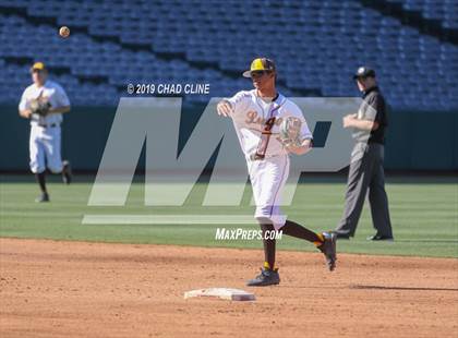 Thumbnail 2 in Don Lugo @ Canyon photogallery.
