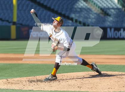 Thumbnail 3 in Don Lugo @ Canyon photogallery.