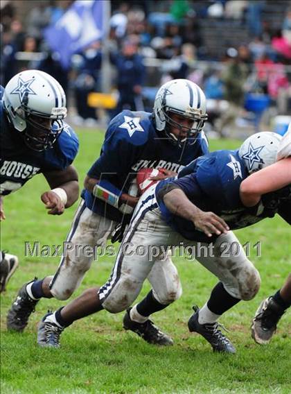 Thumbnail 1 in Xavier @ Hillhouse photogallery.