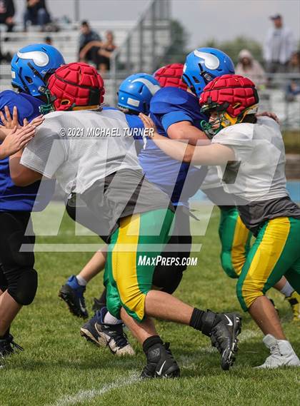 Thumbnail 2 in Lakeland @ Coeur d'Alene  blue (Scrimmage) photogallery.