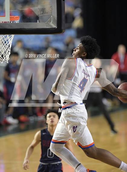 Thumbnail 2 in Wilson vs. Rainier Beach (WIAA 3A Quarterfinal)  photogallery.