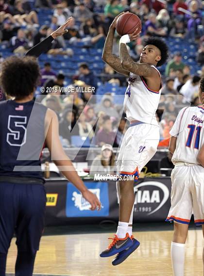 Thumbnail 1 in Wilson vs. Rainier Beach (WIAA 3A Quarterfinal)  photogallery.