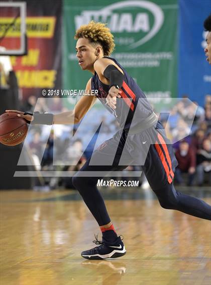 Thumbnail 3 in Wilson vs. Rainier Beach (WIAA 3A Quarterfinal)  photogallery.