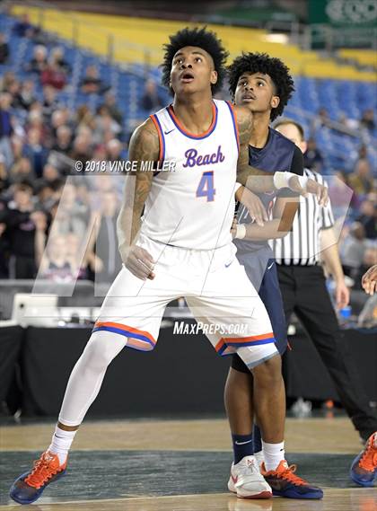 Thumbnail 3 in Wilson vs. Rainier Beach (WIAA 3A Quarterfinal)  photogallery.