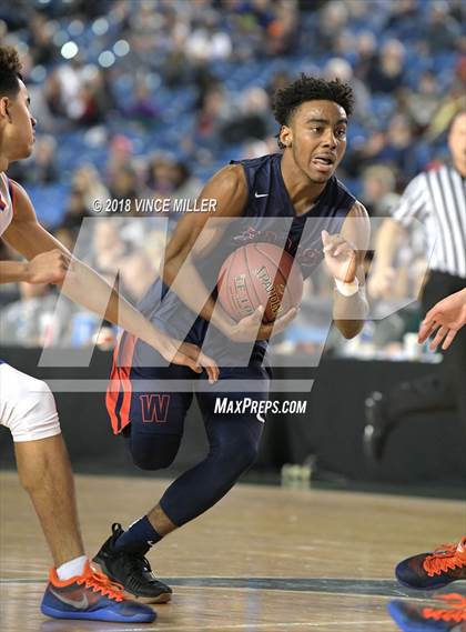 Thumbnail 2 in Wilson vs. Rainier Beach (WIAA 3A Quarterfinal)  photogallery.