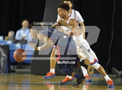 Thumbnail 2 in Wilson vs. Rainier Beach (WIAA 3A Quarterfinal)  photogallery.