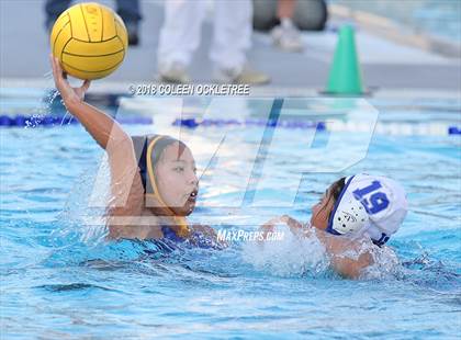 Thumbnail 1 in Orange Glen @ Mira Mesa photogallery.