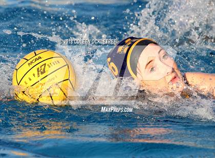 Thumbnail 1 in Orange Glen @ Mira Mesa photogallery.