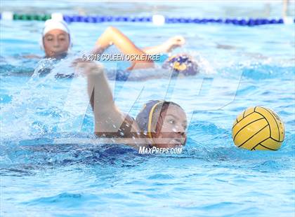 Thumbnail 1 in Orange Glen @ Mira Mesa photogallery.