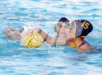 Thumbnail 1 in Orange Glen @ Mira Mesa photogallery.