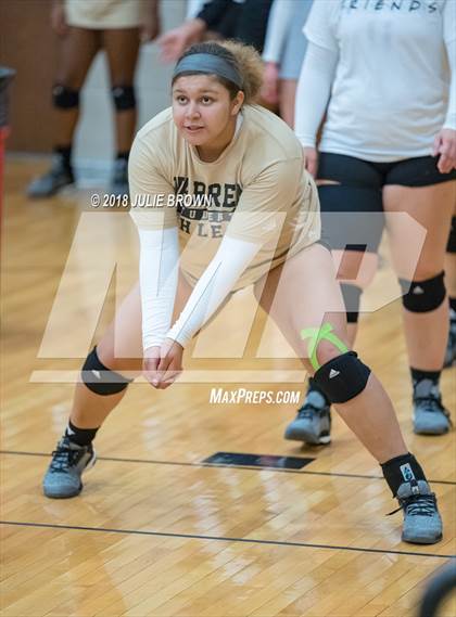 Thumbnail 2 in Warren Central @ Lawrence North photogallery.