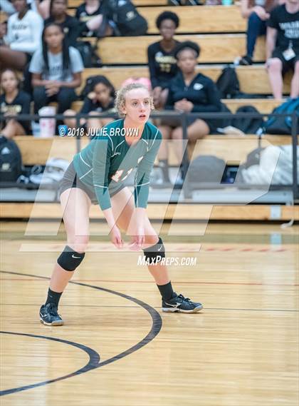 Thumbnail 2 in Warren Central @ Lawrence North photogallery.