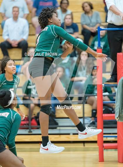 Thumbnail 2 in Warren Central @ Lawrence North photogallery.
