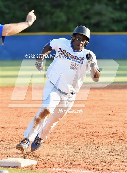 Thumbnail 2 in Apex @ Garner Magnet photogallery.