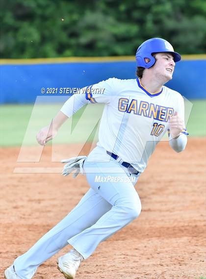 Thumbnail 2 in Apex @ Garner Magnet photogallery.