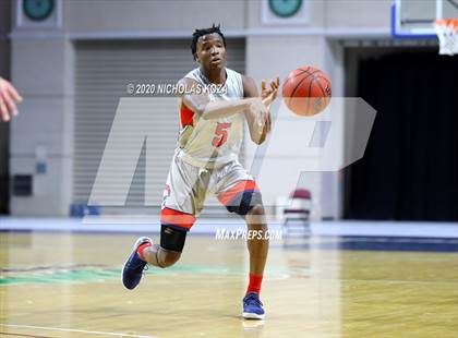 Thumbnail 2 in Miramar vs. Grandview (Tarkanian Classic) photogallery.