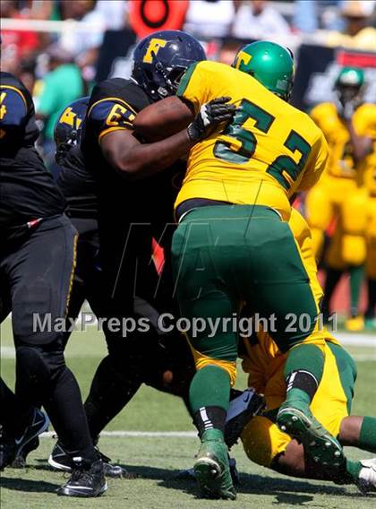 Thumbnail 1 in Taft vs. Friendship Collegiate (Skyline Chili Crosstown Showdown) photogallery.