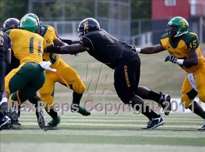 Thumbnail 2 in Taft vs. Friendship Collegiate (Skyline Chili Crosstown Showdown) photogallery.