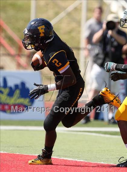 Thumbnail 3 in Taft vs. Friendship Collegiate (Skyline Chili Crosstown Showdown) photogallery.