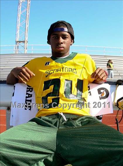 Thumbnail 1 in Taft vs. Friendship Collegiate (Skyline Chili Crosstown Showdown) photogallery.