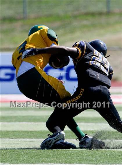Thumbnail 1 in Taft vs. Friendship Collegiate (Skyline Chili Crosstown Showdown) photogallery.