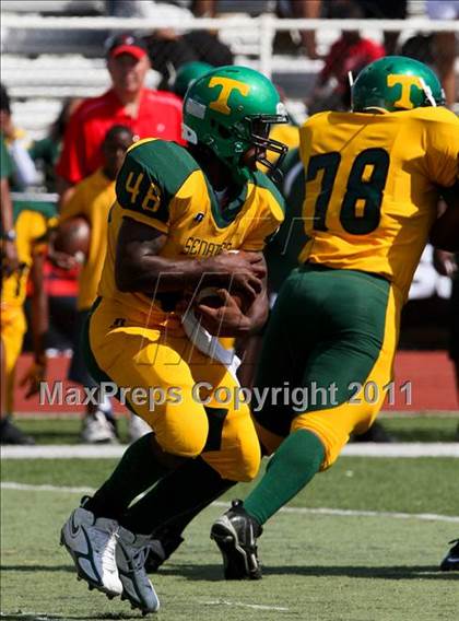 Thumbnail 3 in Taft vs. Friendship Collegiate (Skyline Chili Crosstown Showdown) photogallery.