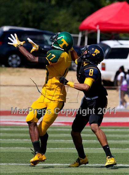 Thumbnail 3 in Taft vs. Friendship Collegiate (Skyline Chili Crosstown Showdown) photogallery.