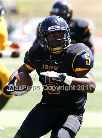 Thumbnail 2 in Taft vs. Friendship Collegiate (Skyline Chili Crosstown Showdown) photogallery.