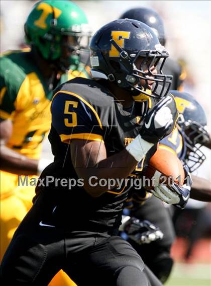 Thumbnail 2 in Taft vs. Friendship Collegiate (Skyline Chili Crosstown Showdown) photogallery.