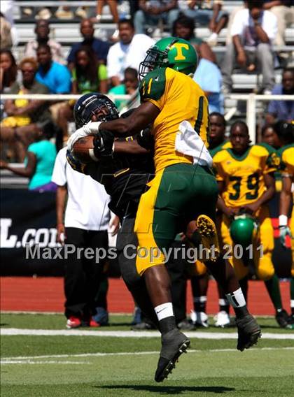 Thumbnail 3 in Taft vs. Friendship Collegiate (Skyline Chili Crosstown Showdown) photogallery.