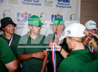 Thumbnail 2 in UIL 1A Boys Golf Finals Awards photogallery.