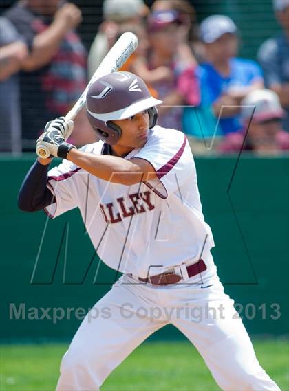 Thumbnail 3 in Bishop vs. Dilley (UIL 2A Region IV Area Playoff) photogallery.