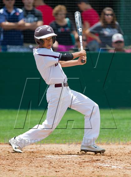 Thumbnail 3 in Bishop vs. Dilley (UIL 2A Region IV Area Playoff) photogallery.