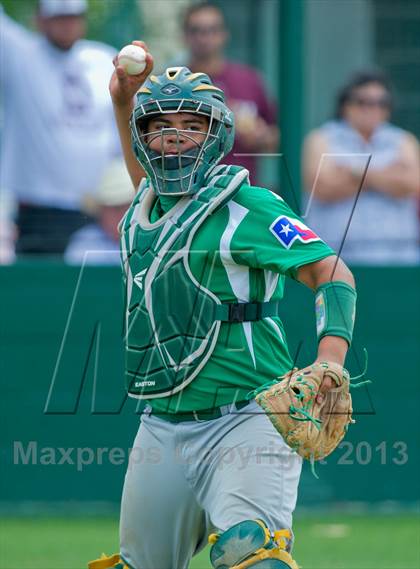Thumbnail 3 in Bishop vs. Dilley (UIL 2A Region IV Area Playoff) photogallery.