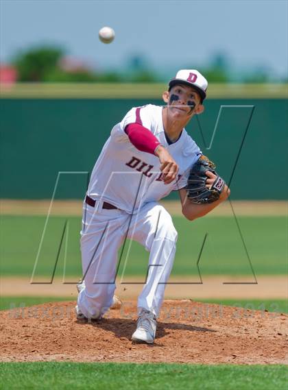 Thumbnail 2 in Bishop vs. Dilley (UIL 2A Region IV Area Playoff) photogallery.
