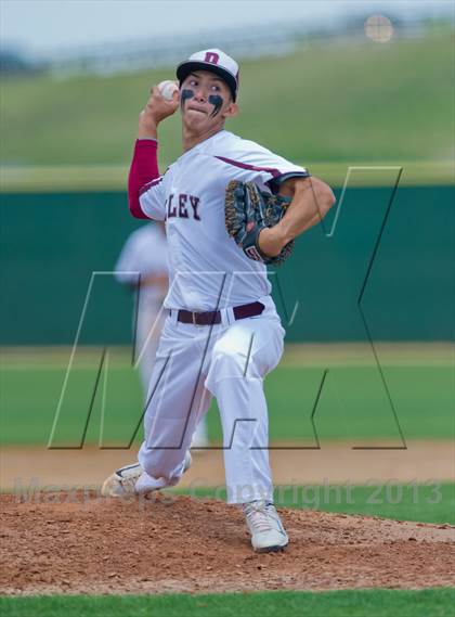 Thumbnail 1 in Bishop vs. Dilley (UIL 2A Region IV Area Playoff) photogallery.