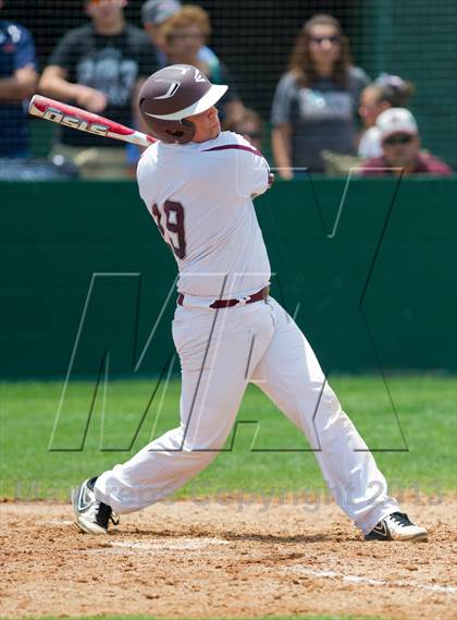 Thumbnail 2 in Bishop vs. Dilley (UIL 2A Region IV Area Playoff) photogallery.