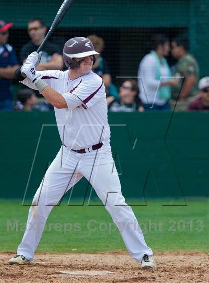 Thumbnail 3 in Bishop vs. Dilley (UIL 2A Region IV Area Playoff) photogallery.