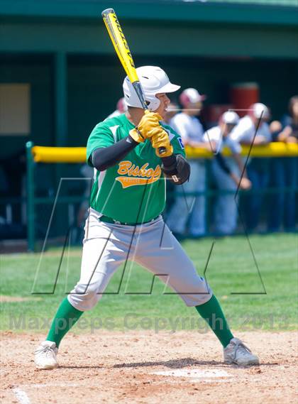 Thumbnail 3 in Bishop vs. Dilley (UIL 2A Region IV Area Playoff) photogallery.
