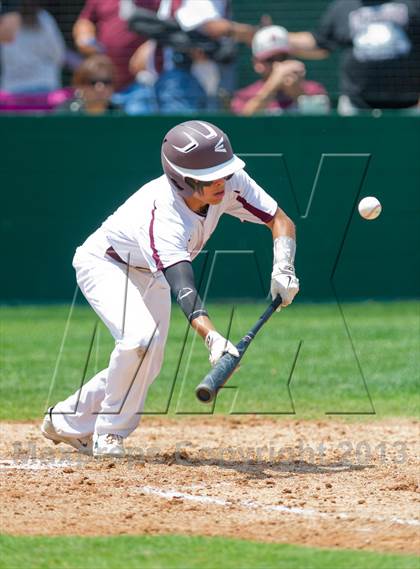 Thumbnail 1 in Bishop vs. Dilley (UIL 2A Region IV Area Playoff) photogallery.