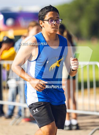 Thumbnail 2 in St. Pius Super Cinco Meet photogallery.