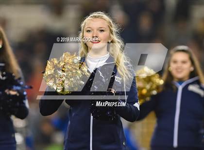 Thumbnail 3 in Klein Collins vs. Dallas Jesuit (UIL 6A Regional Semifinal) photogallery.