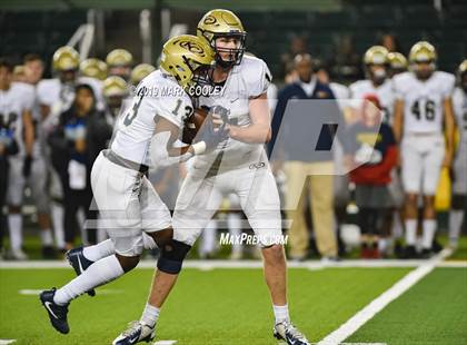Thumbnail 1 in Klein Collins vs. Dallas Jesuit (UIL 6A Regional Semifinal) photogallery.