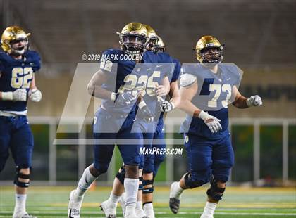 Thumbnail 2 in Klein Collins vs. Dallas Jesuit (UIL 6A Regional Semifinal) photogallery.