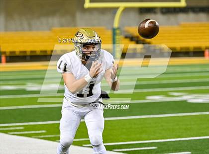 Thumbnail 3 in Klein Collins vs. Dallas Jesuit (UIL 6A Regional Semifinal) photogallery.