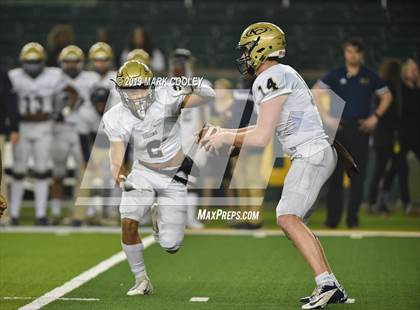 Thumbnail 2 in Klein Collins vs. Dallas Jesuit (UIL 6A Regional Semifinal) photogallery.