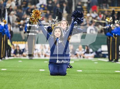 Thumbnail 3 in Klein Collins vs. Dallas Jesuit (UIL 6A Regional Semifinal) photogallery.